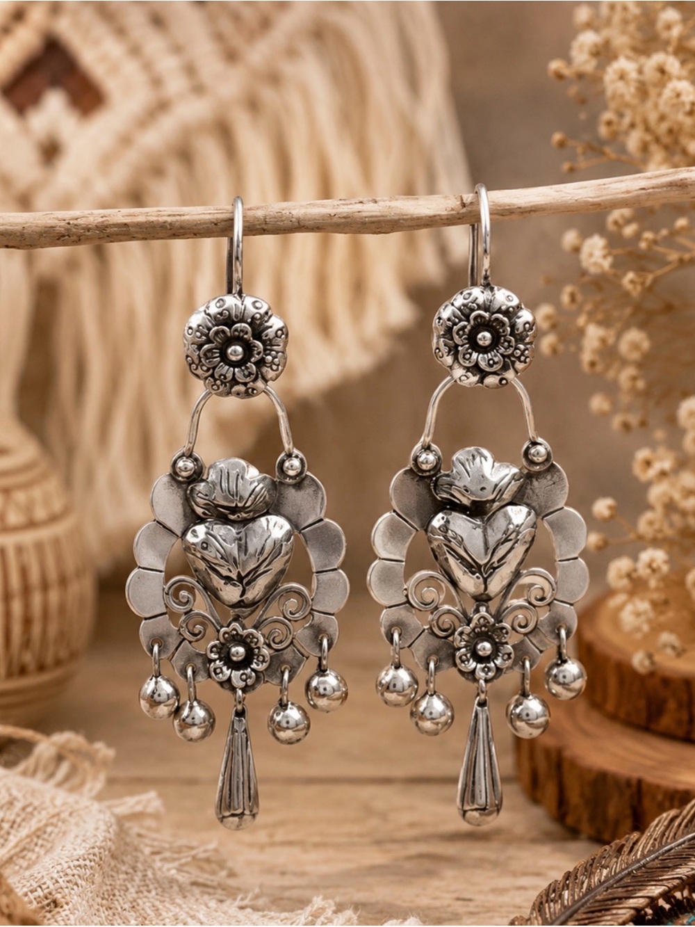 Romantic Silver Heart Filigree Dangle Earrings